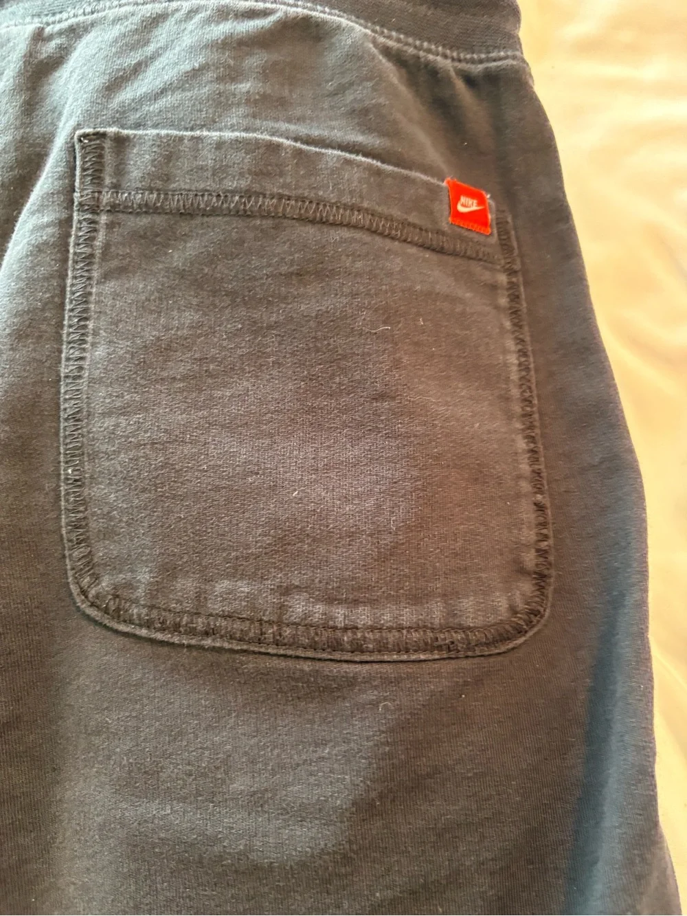 Nike Men’s Black Cotton Logo Shorts with Pockets-EUC - Picture 5 of 6